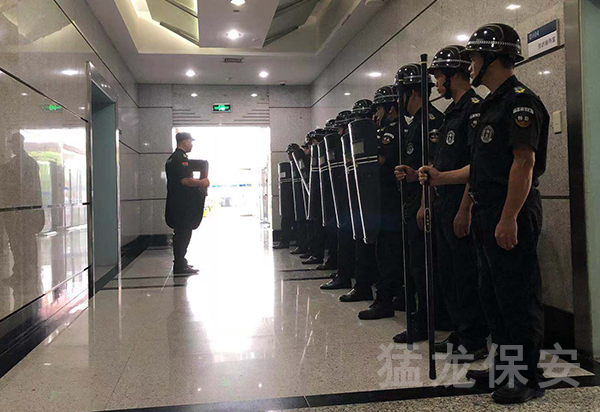 保安反恐防暴演練 保安反恐防暴演練